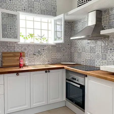 Casa Salinas, Elegant Flat W Patio In Taviras Historical Centre