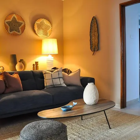 Casa Salinas, Elegant Flat W Patio In Taviras Historical Centre