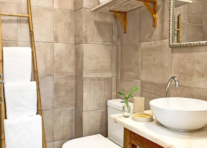 Casa Salinas, Elegant Flat W Patio In Taviras Historical Centre * Tavira