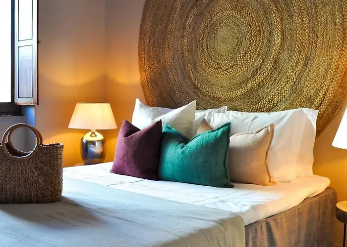 Apartment Casa Salinas, Elegant Flat W Patio In Taviras Historical Centre Tavira