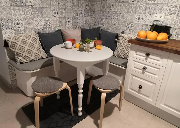 Apartment Casa Salinas, Elegant Flat W Patio In Taviras Historical Centre Tavira