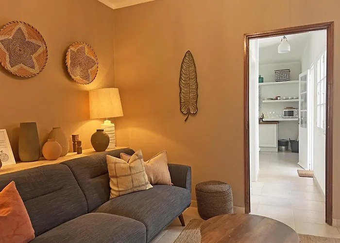 Casa Salinas, Elegant Flat W Patio In Taviras Historical Centre Tavira