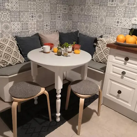 Apartment Casa Salinas, Elegant Flat W Patio In Taviras Historical Centre Tavira